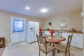 1155 Boase Way - Photo 33
