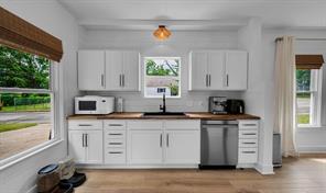 701 N 32nd Street - Photo 10