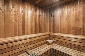 904 W Belknap Street - Photo 32
