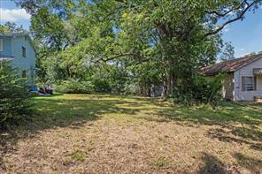 511 E Wilson Avenue - Photo 1