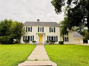 2025 Walworth Street - Photo 4