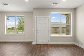 3409 Aaron Place - Photo 3