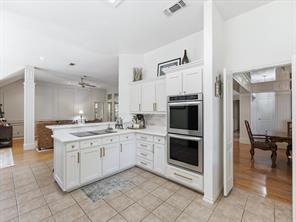 201 Coach House Circle - Photo 15