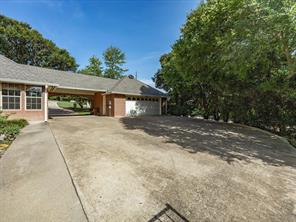 201 Coach House Circle - Photo 35