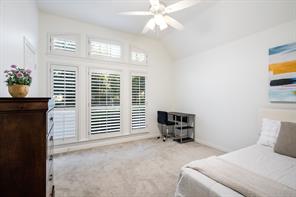 804 SWORD BRIDGE Drive - Photo 19