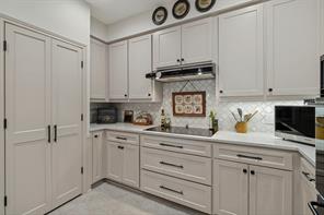 7215 Lane Park Drive - Photo 11
