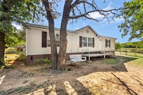 7821 Fm 3136 - Photo 2