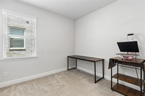 422 Holly Road - Photo 24