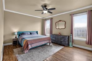 1301 Hyde Park Boulevard - Photo 12