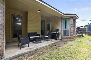 1301 Hyde Park Boulevard - Photo 29