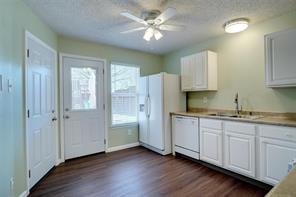 1703 Creekpoint Drive - Photo 11