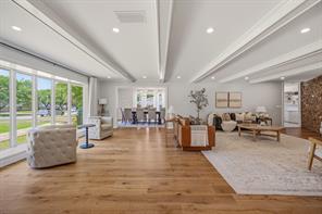 1423 Oak Hills Drive - Photo 2