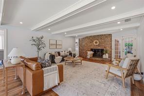 1423 Oak Hills Drive - Photo 3