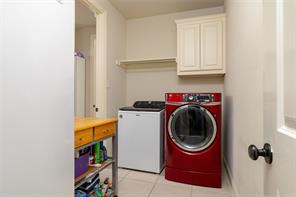 955 Champions Way - Photo 10