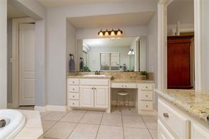 955 Champions Way - Photo 12