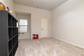 955 Champions Way - Photo 28