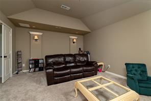 955 Champions Way - Photo 34