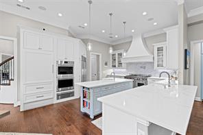 6605 Wood Hollow Court - Photo 10