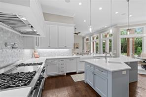 6605 Wood Hollow Court - Photo 12