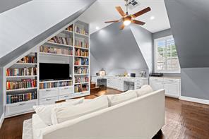 6605 Wood Hollow Court - Photo 34