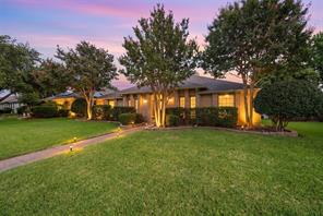 4528 Denver Drive - Photo 1