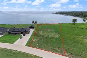 241 Caro Drive - Photo 1