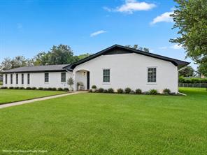 704 Marion Drive - Photo 1