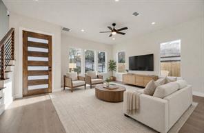 2507 Fatima Avenue - Photo 1