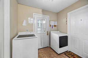 5082 Matilda Street - Photo 21