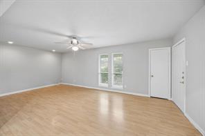5082 Matilda Street - Photo 4