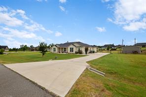 170 Spring Creek Circle - Photo 2