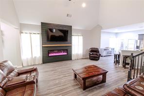 230 Greathouse Village - Photo 10