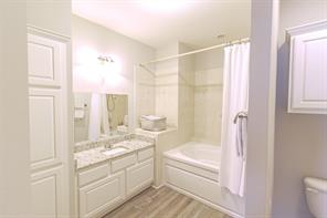 230 Greathouse Village - Photo 24
