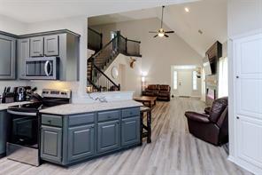 230 Greathouse Village - Photo 27