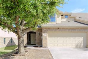 230 Greathouse Village - Photo 3