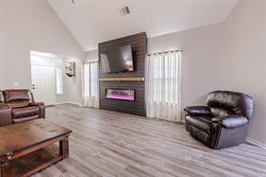 230 Greathouse Village - Photo 9
