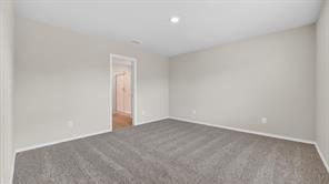 818 KING'S Way - Photo 11