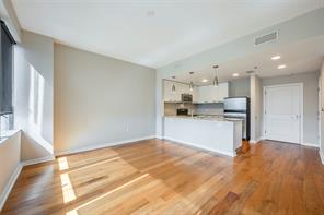 1200 Main Street - Photo 2