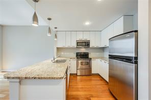 1200 Main Street - Photo 5