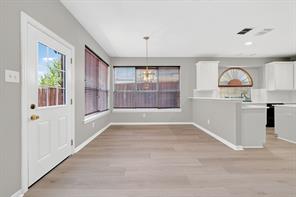 9506 Pinehurst Drive - Photo 10