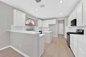 9506 Pinehurst Drive - Photo 11