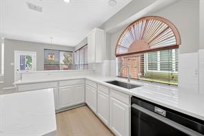 9506 Pinehurst Drive - Photo 12
