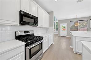 9506 Pinehurst Drive - Photo 13
