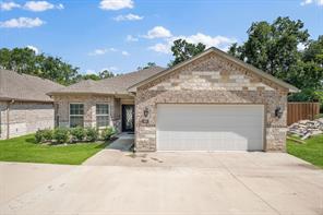 899 E Jefferson Street - Photo 1