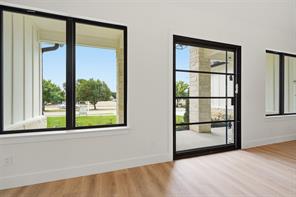6404 Camp Bowie Boulevard - Photo 5