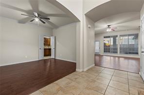 8302 Munich Drive - Photo 3