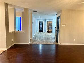 1024 Grimes Drive - Photo 14