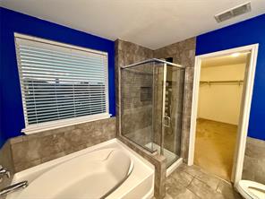 1024 Grimes Drive - Photo 29