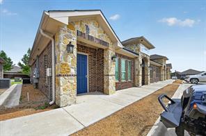 200 Cypress Bend Parkway - Photo 2