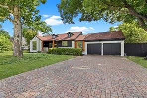 1407 Tranquilla Drive - Photo 2